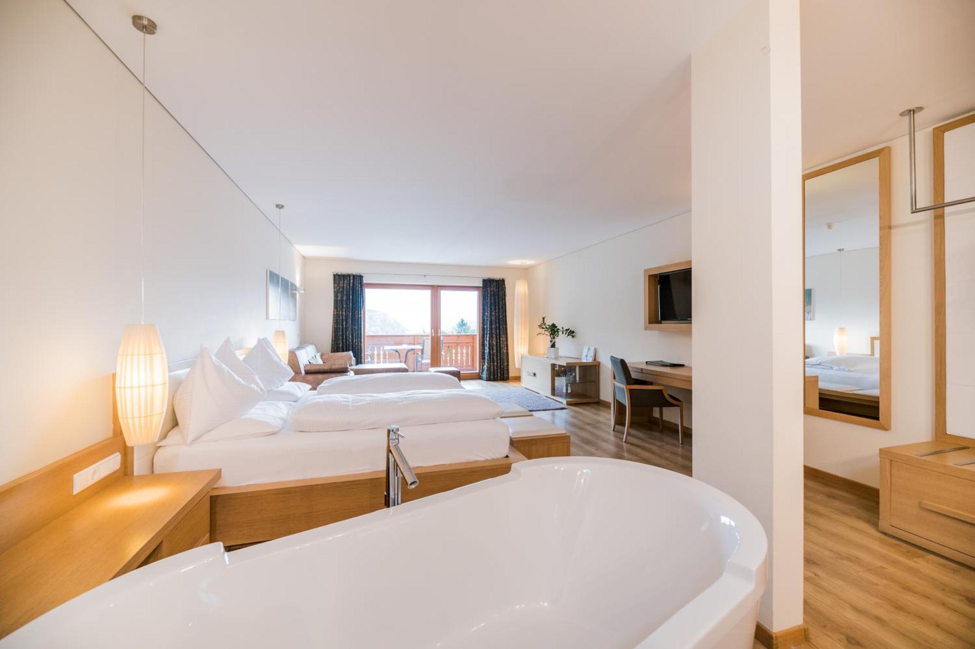 Hotel Lanerhof Active/Spa/Balance San Lorenzo di Sebato Chambre photo